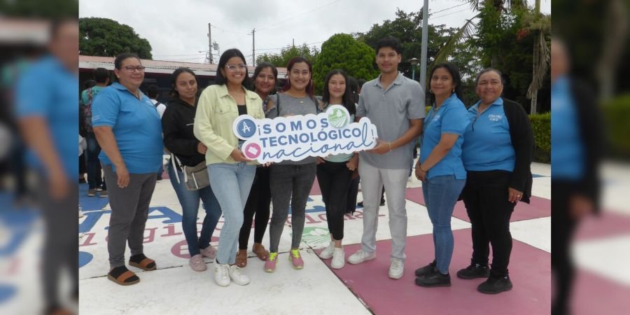 Estudiantes celebran el 46 aniversario del Centro Tecnológico Ricardo Morales Avilés de Diriamba