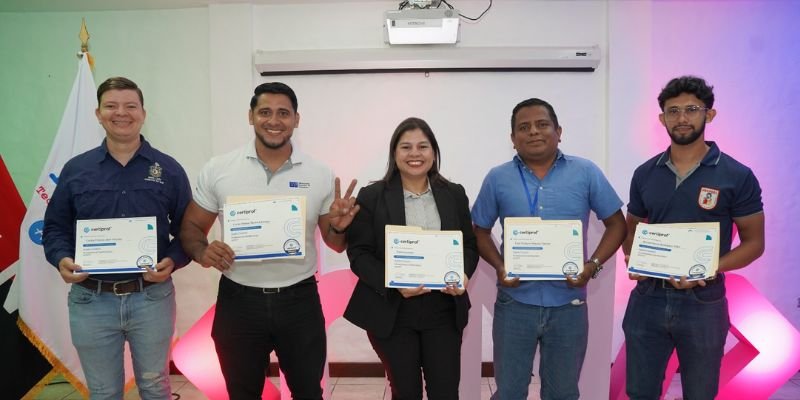 CI Nicaragua certifica a nivel internacional a 75 mentores de Hackathon Nicaragua