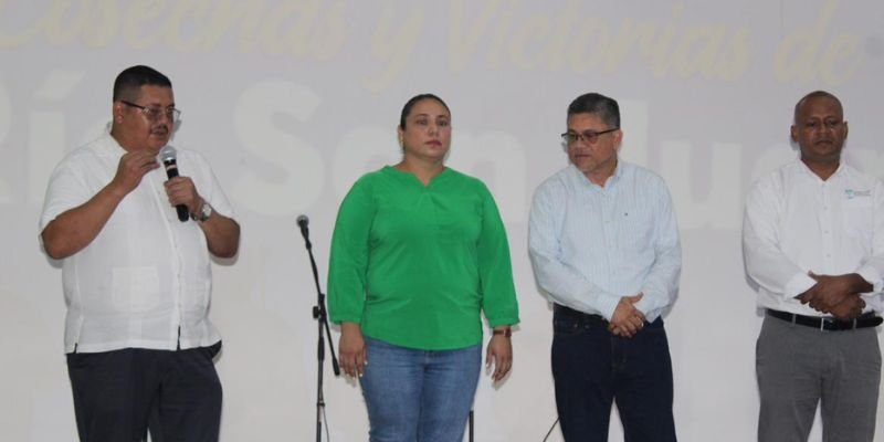 Río San Juan celebra su identidad y talento en la Gala Artística Departamental “Cosechas y Victorias”