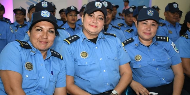 Celebran tercera promoción del Programa Angelita Morales Avilés