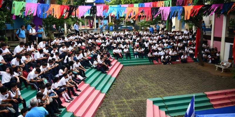 En el Manuel Olivares celebran el Cierre Triunfal de la Gran Cruzada Nacional de Alfabetización