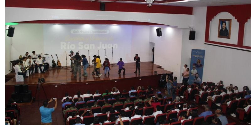 Río San Juan celebra su identidad y talento en la Gala Artística Departamental “Cosechas y Victorias”