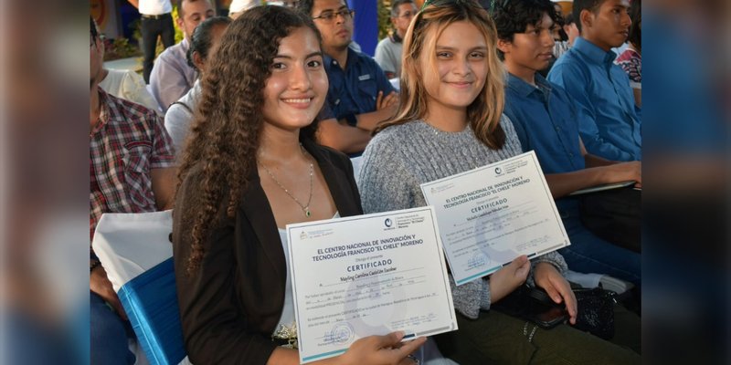 Entrega de Certificados del  Programa de Innovación en Honor a Sandino