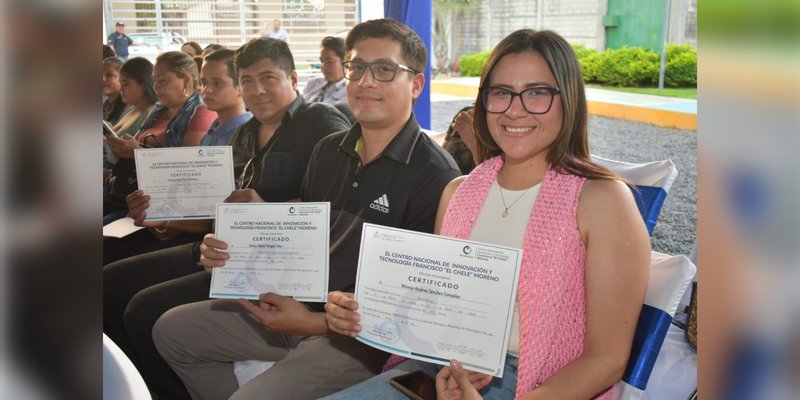 Entrega de Certificados del  Programa de Innovación en Honor a Sandino