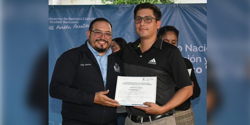 Entrega de Certificados del  Programa de Innovación en Honor a Sandino