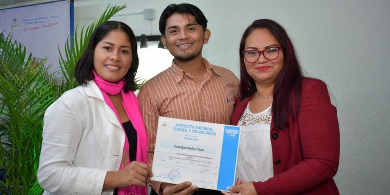 Servidores Públicos se fortalecen para atender con calidad y calidez a Personas con Discapacidad