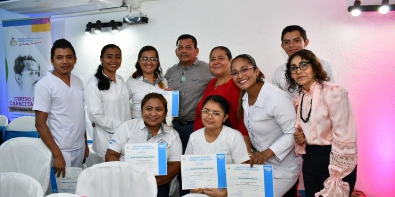 Servidores Públicos se fortalecen para atender con calidad y calidez a Personas con Discapacidad