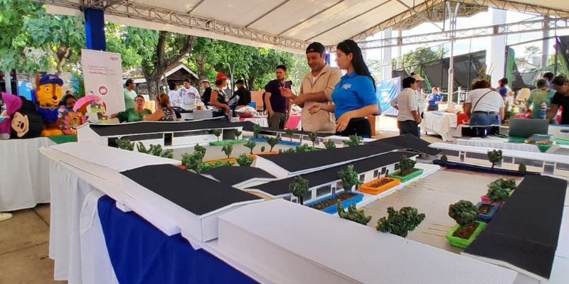Capitalinos disfrutan del Festival "Tu oportunidad en el Tec"