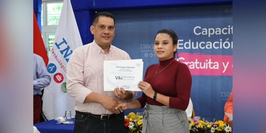 Segundo día del VIII Congreso Nacional de Docentes de Educación Técnica 2022