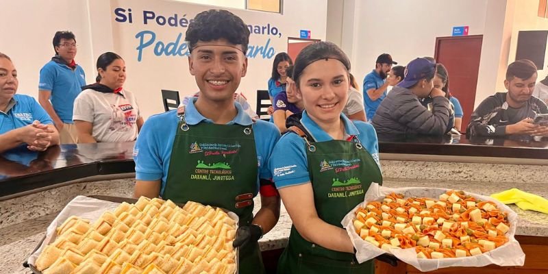 Centros Tecnológicos celebran el Día de la Alegría con entusiasmo, cultura y formación técnica