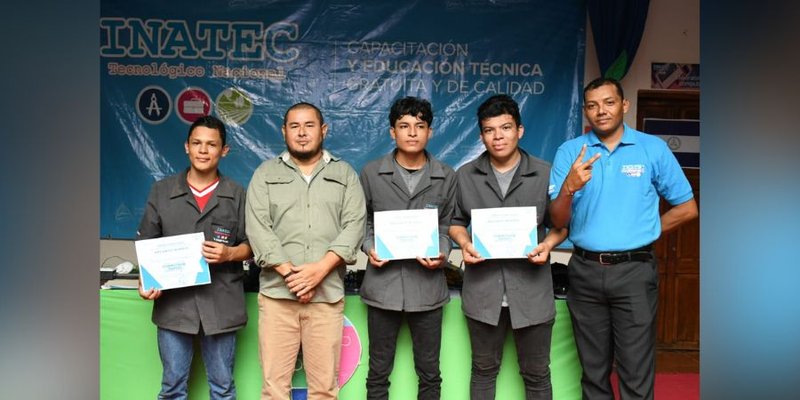 Concurso de Habilidades y Conocimientos en Conmutados y Arranque por Estudiantes Técnicos de Rivas