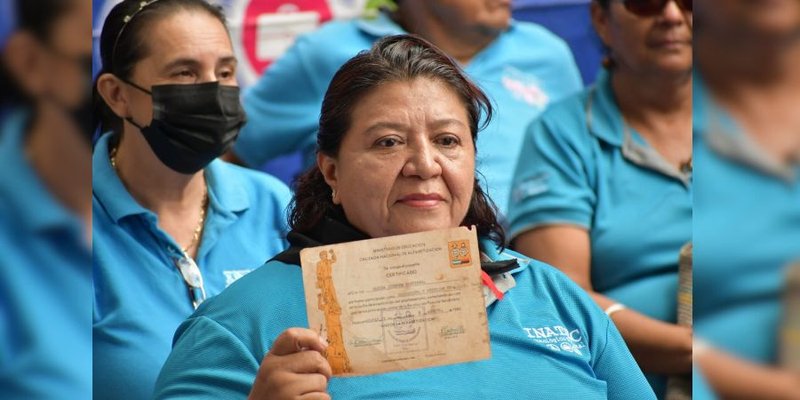 En el Manuel Olivares celebran el Cierre Triunfal de la Gran Cruzada Nacional de Alfabetización