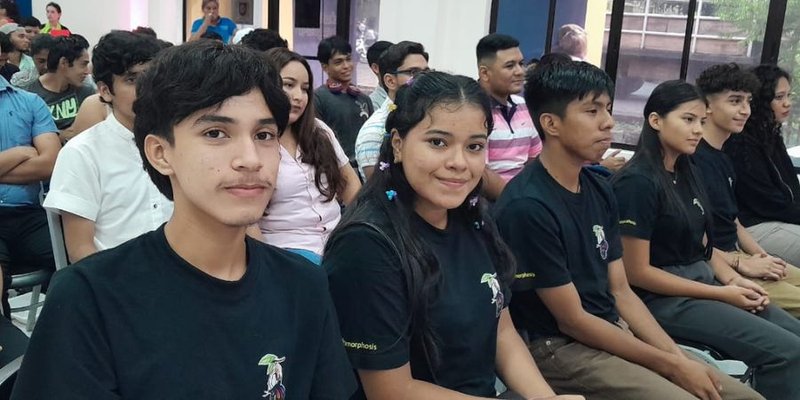 Pich Decks Chontales: equipos presentan avances de sus aplicaciones rumbo a Hackathon Nicaragua