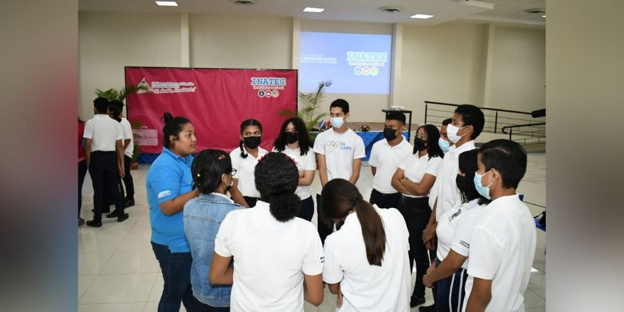 Estudiantes Técnicos Participaron del Taller Sobre Prevención de Violencia