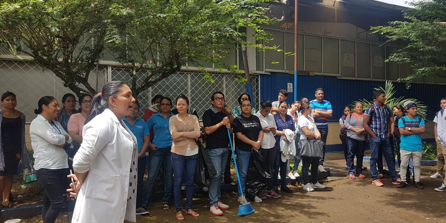 Estudiantes técnicos trabajan por erradicar el Dengue