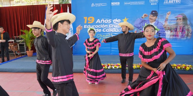 Sistema Nacional de Educación celebra 19 años de educación gratuita con Encuentro Nacional “¡Victorias de la educación y de la paz!”