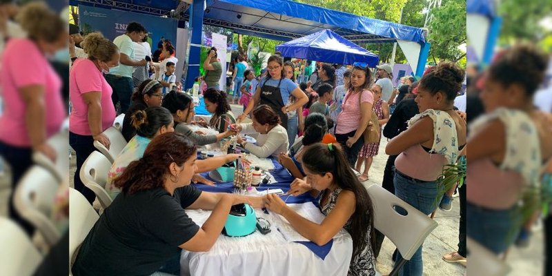 Capitalinos disfrutan del Festival "Tu oportunidad en el Tec"