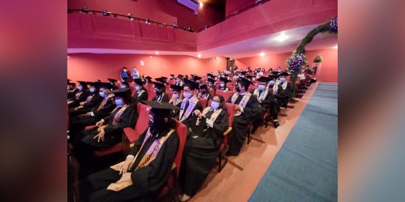 298 Profesionales Graduados en el Centro Tecnológico  Juan de Dios Muñoz Reyes de León