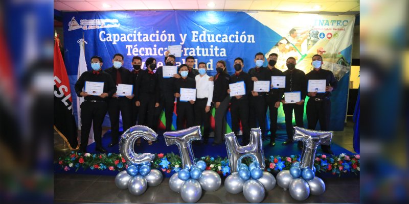 Ceremonia de Entrega de Títulos a Egresados de Carreras Técnicas