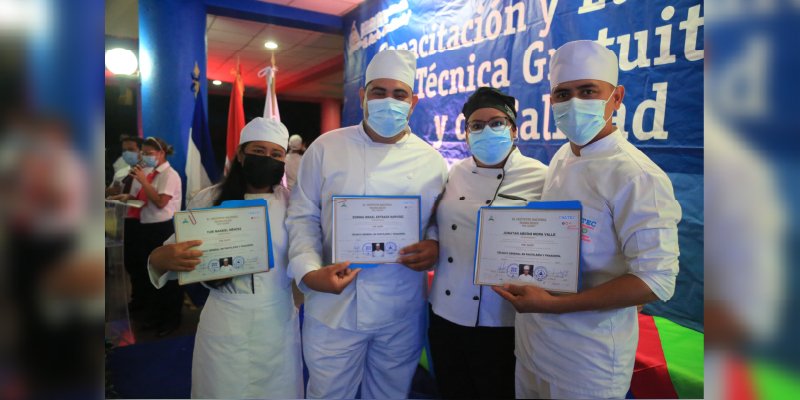 Ceremonia de Entrega de Títulos a Egresados de Carreras Técnicas