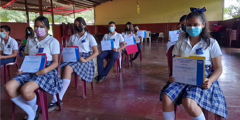Comunidades continúan tecnificándose