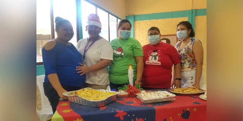 Estudiantes técnicos celebran Festival Sabores Navideños