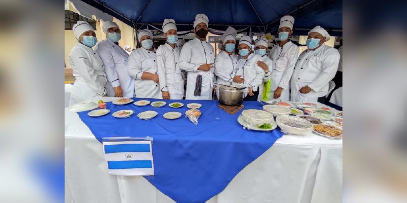 Feria Gastronómica de países Centroamericanos por estudiantes técnicos de León