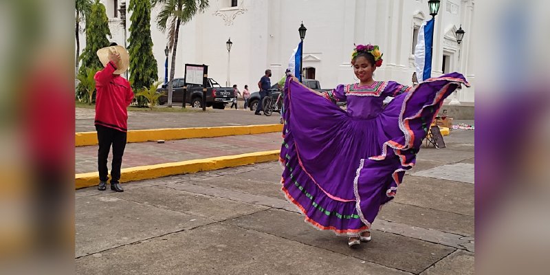 Feria Gastronómica de países Centroamericanos por estudiantes técnicos de León