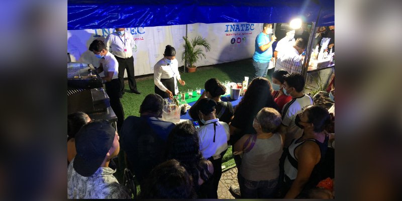 Festival de Bartender y Barismo con estudiantes técnicos de Servicio de Restaurante Bar y cafetería