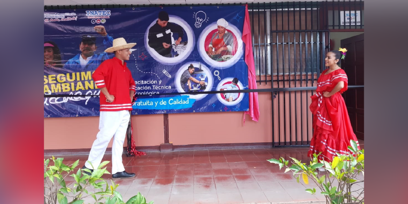 Inauguran equipamiento tecnológico en el Primer día de Clase en Estelí