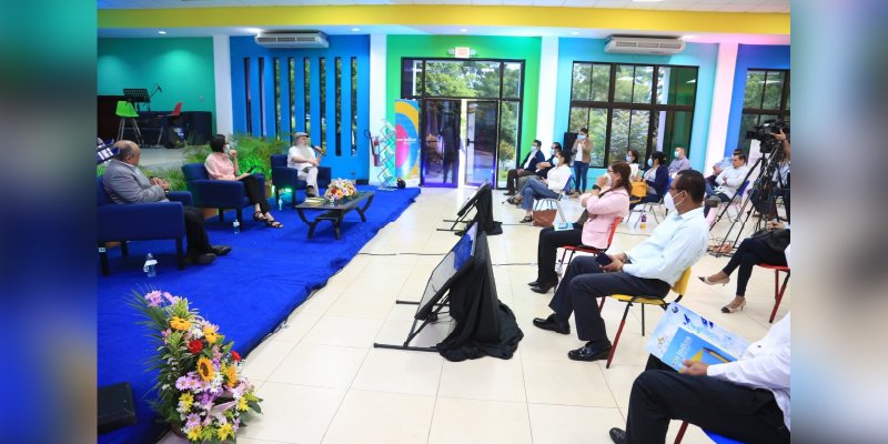 Lanzamiento del Primer Número de la Revista Índice