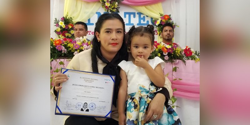 Centro Tecnológico de Ocotal celebró la Graduación de 65 nuevos Técnicos Profesionales