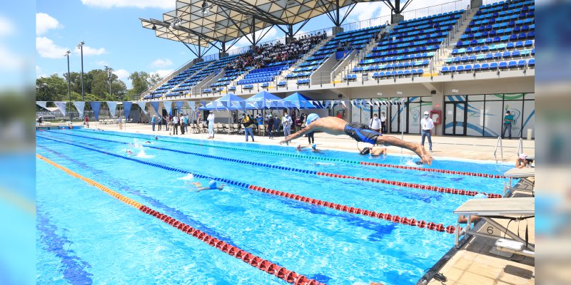 Primer Torneo de Natación dirigido a Estudiantes Técnicos