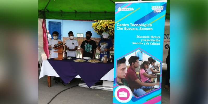 Estudiantes técnicos presentan proyectos novedosos en el Festival Regional de INNOVATEC