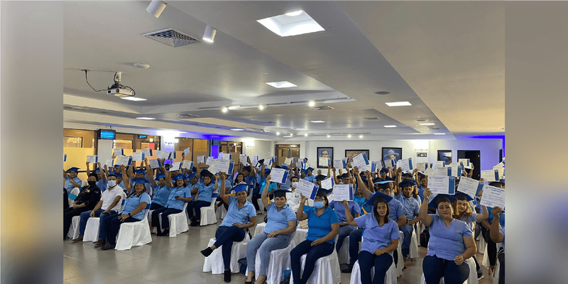 100 Servidores Públicos de los Hospitales del SILAIS Managua finalizaron Ciclo de Capacitación 2022