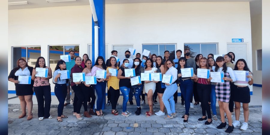Centro Tecnológico Padre Rafael Maria Fabretto de Managua celebra primera promoción de cursos técnicos