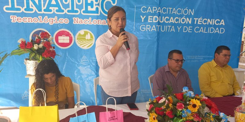 Docentes Técnicos de Somoto Reciben Reconocimiento