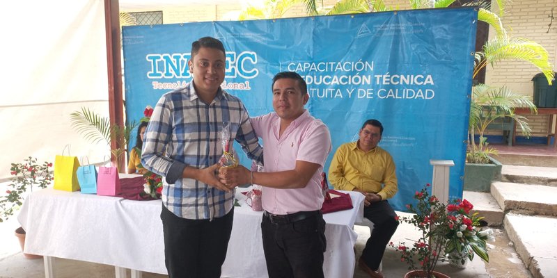 Docentes Técnicos de Somoto Reciben Reconocimiento