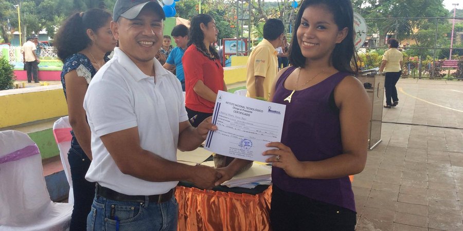 Certifican a protagonistas de Escuelas Municipales de Oficio en Esquipulas, Matagalpa