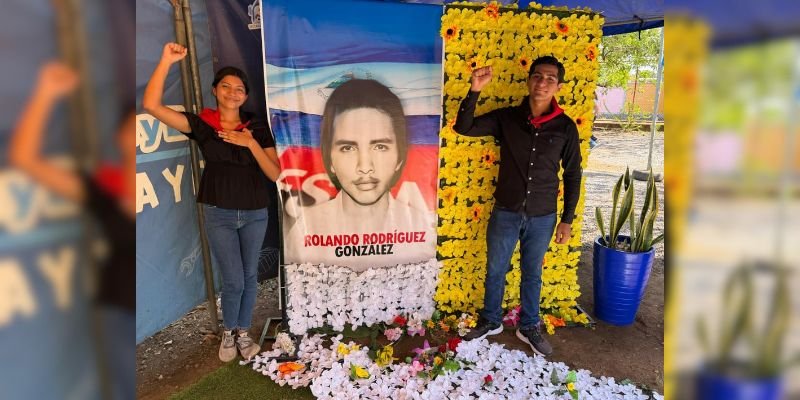 ¡Estudiantes técnicos de Chichigalpa rinden homenaje artístico a Rolando Rodríguez González