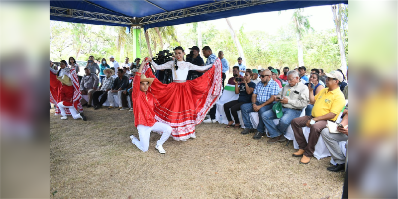 Lanzamiento del Programa Nacional de Educación Técnica en el Campo