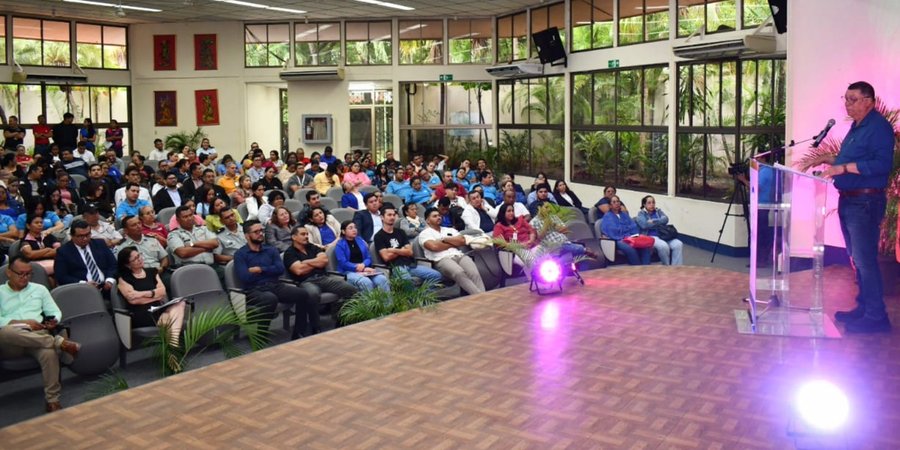 Maestras y maestros del Sistema Educativo finalizan Segundo Seminario de Historia e Interculturalidad