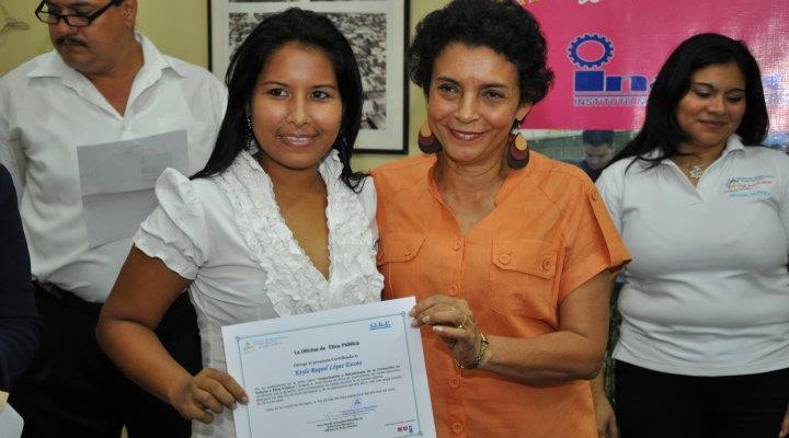 Keyla López,  una madre para admirar