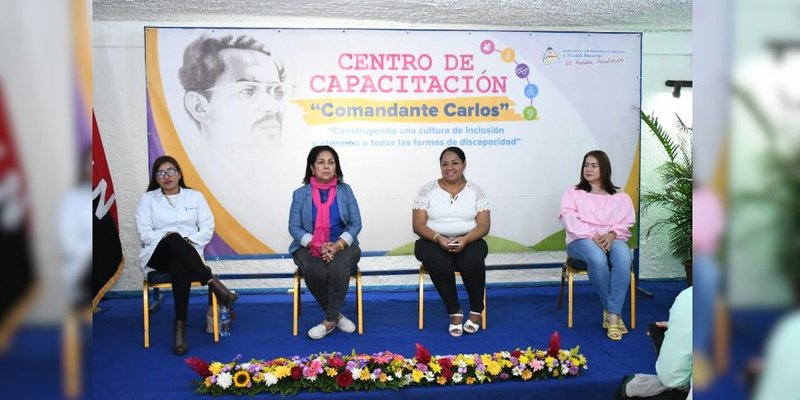 Servidores Públicos se fortalecen para atender con calidad y calidez a Personas con Discapacidad