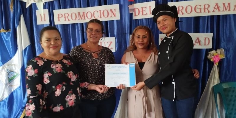 Mayra Regina Medina Meléndez es una destacada docente del Centro Tecnológico Rolando Rodríguez González, Chichigalpa -INATEC que a lo largo de sus tres años como instructora, ha recorrido múltiples ri