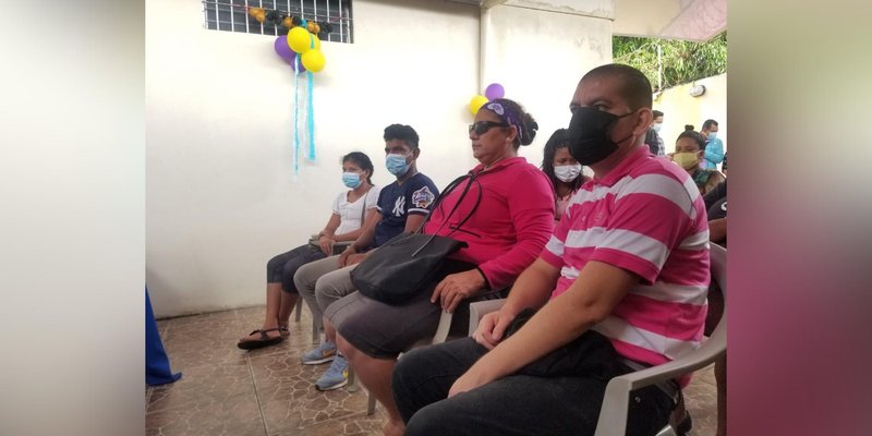 Personas con discapacidad inician curso sobre  Enjuncado de Bastidores