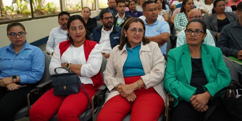 Más de 60 mil educadores se gradúan en Historia e Identidad Nacional