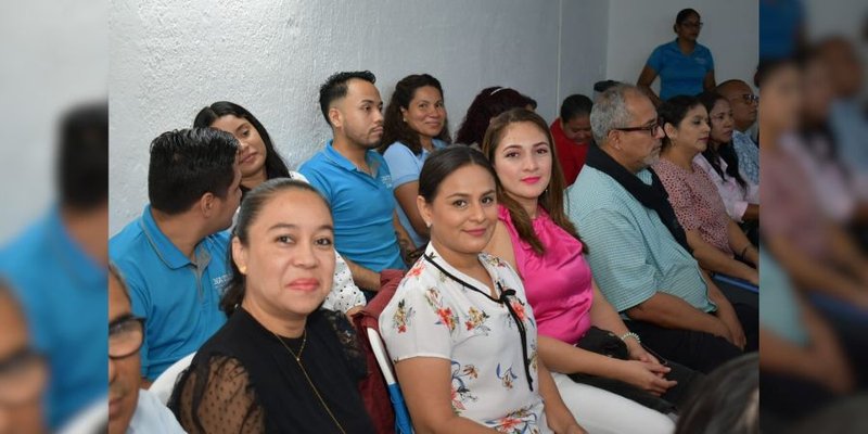 Servidores Públicos se fortalecen para atender con calidad y calidez a Personas con Discapacidad