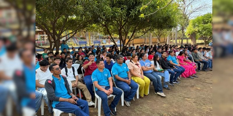 ¡Estudiantes técnicos de Chichigalpa rinden homenaje artístico a Rolando Rodríguez González