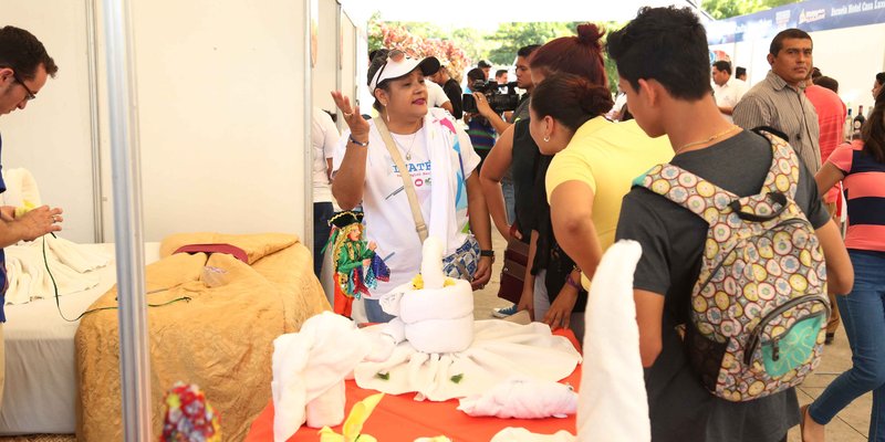 Capitalinos visitan el Mega Circuito #SoyTecNicaragua